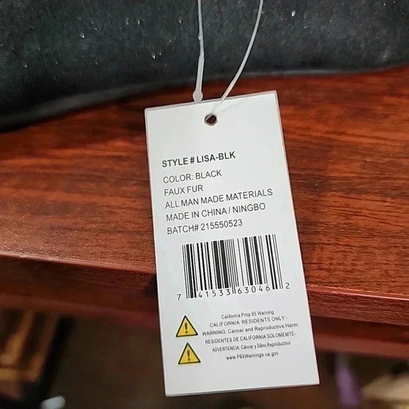 Ashley Blue Nwt Black faux fur Slippers Size 8 - Picture 4 of 8